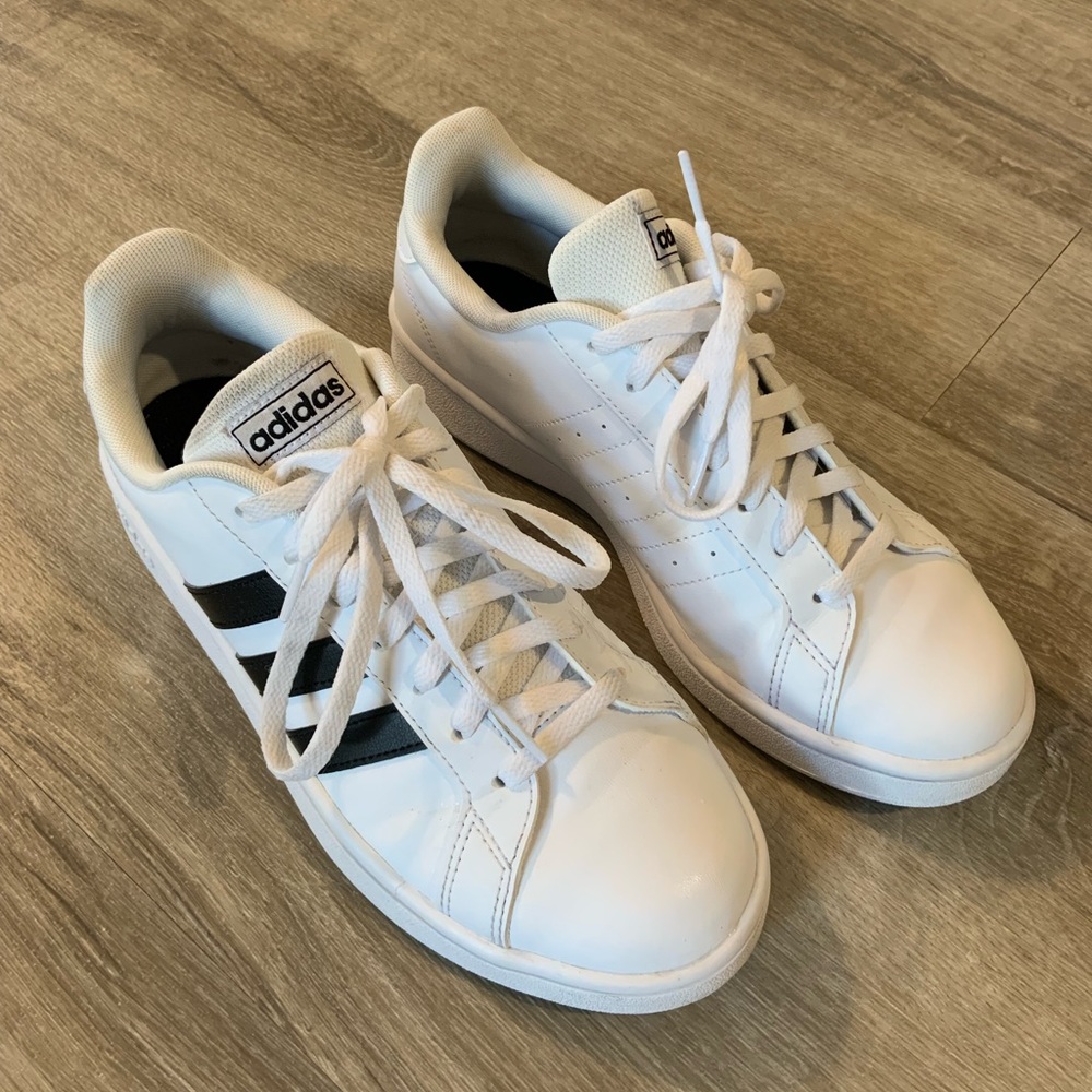 Women’s Adidas Sneakers